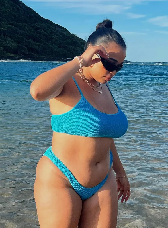 Ruby Bikini Top Blue Curve