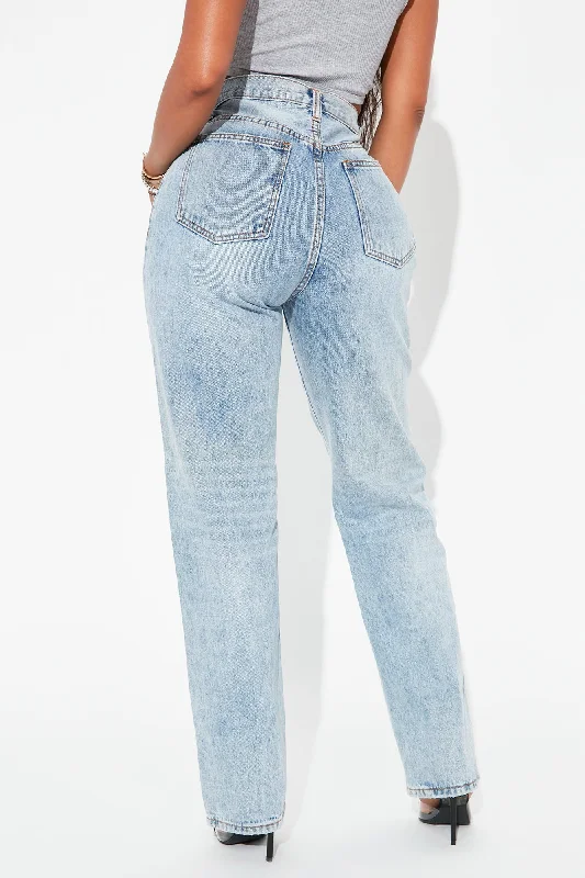 Crossover Straight Leg Jeans - Light Blue Wash