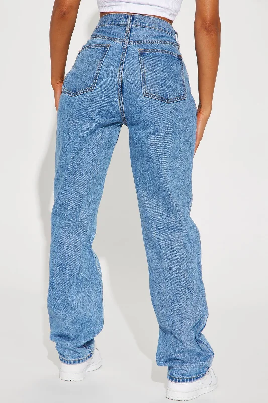 Crossover Straight Leg Jeans - Medium Wash