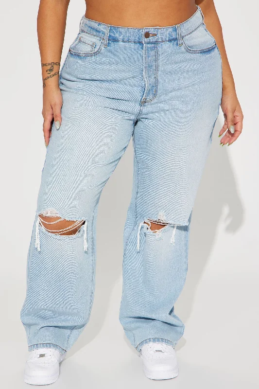 Main Squeeze Non Stretch Ripped Straight Leg Jean - Light Wash