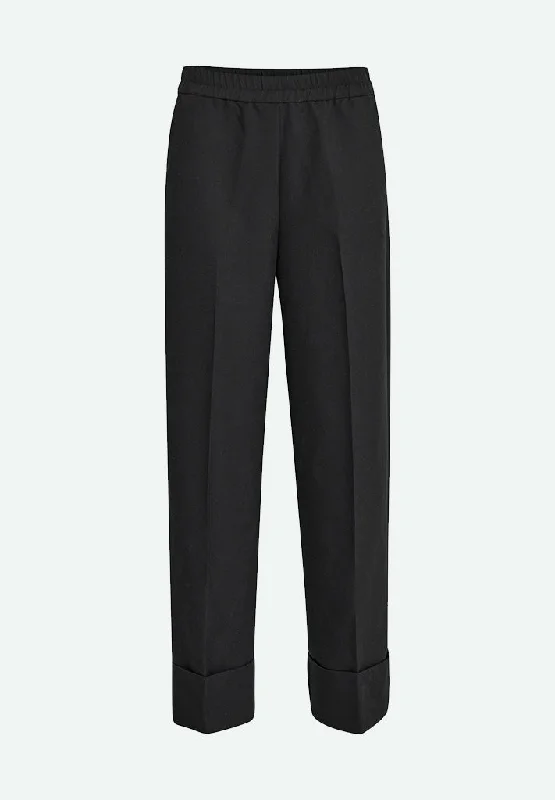 PCGinette Cropped Pant - Black