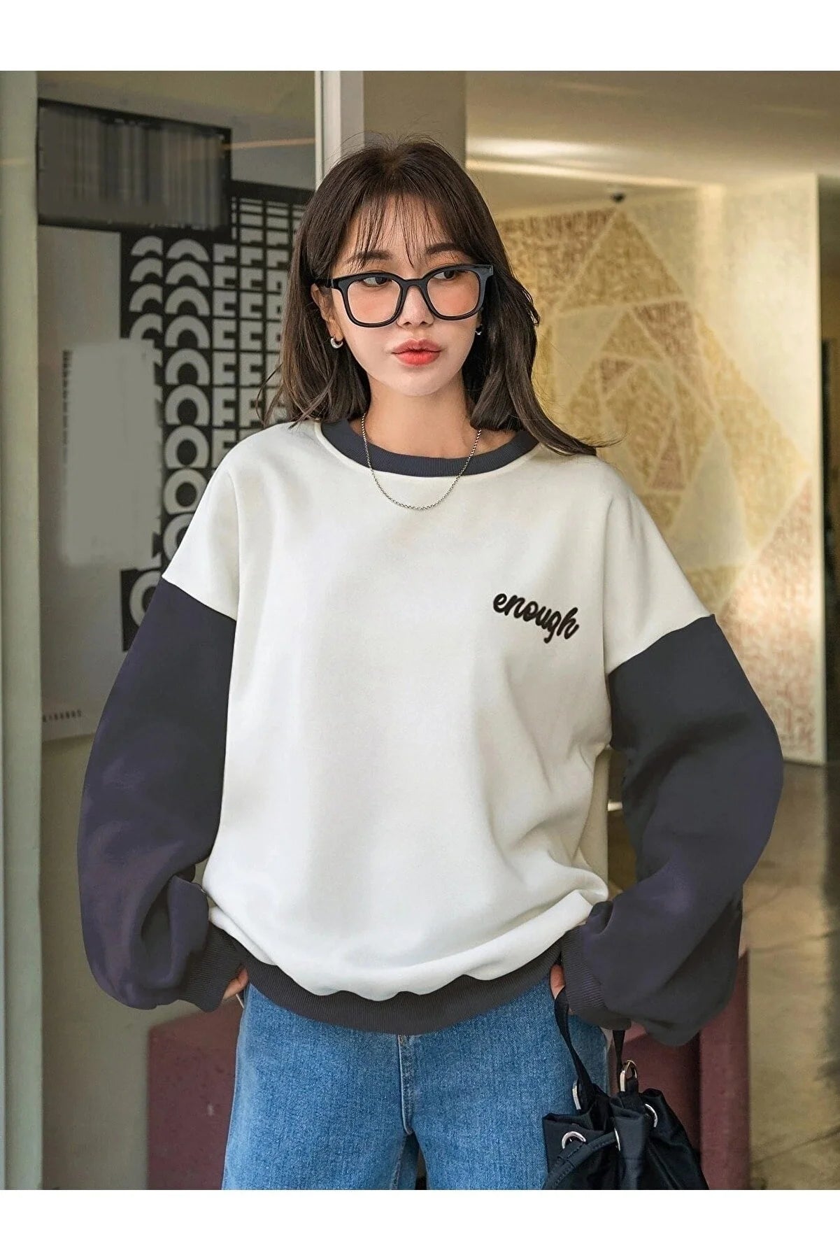 Know Women's White Enough Printed Smoked Sleeve Detail Oversize Sweatshirt